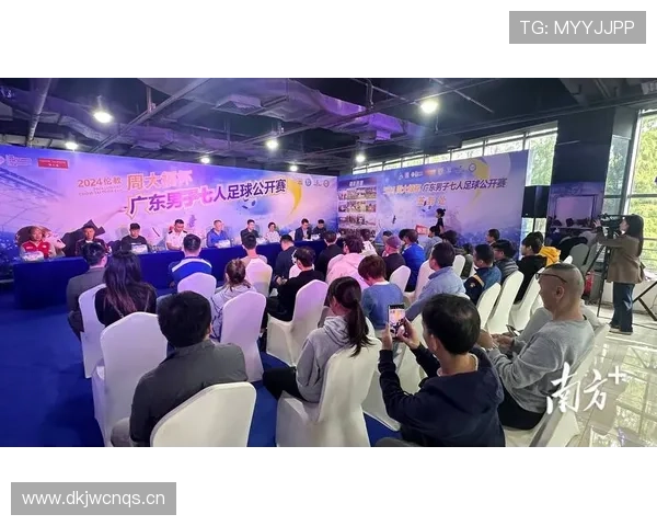 中超联赛精彩赛事全程高清直播尽享足球盛宴 - 副本 (3)